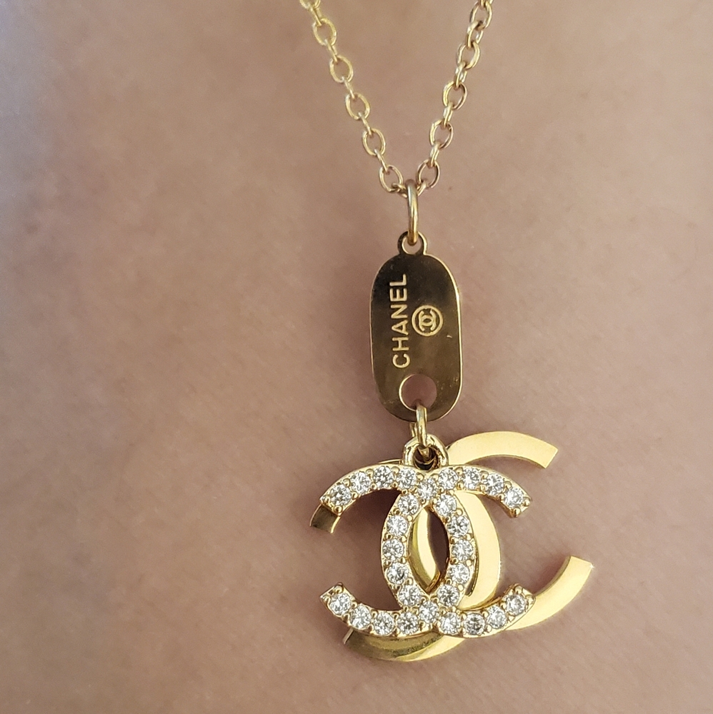 CC 18K GOLD PENDANT DIAMOND ZWAROVSKI NECKLACE